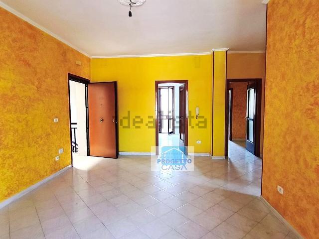 Appartamento in vendita di 120 m² in Via San Sossio