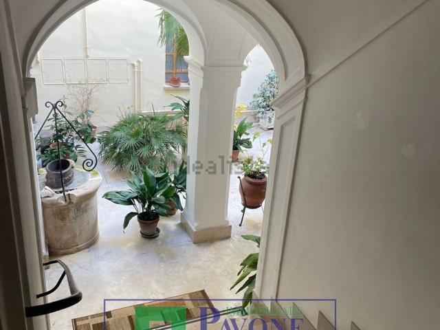 Appartamento in vendita di 120 m² in Via Sant&apos  Agostino, 24