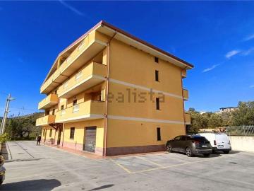 Appartamento in vendita di 120 m² in Via Sant&apos Anna, 52