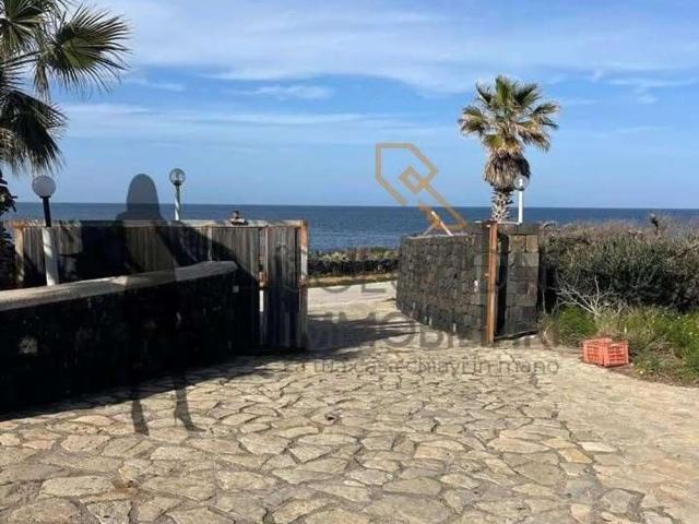 Appartamento in vendita di 120 m² in Via Santa Chiara, 34