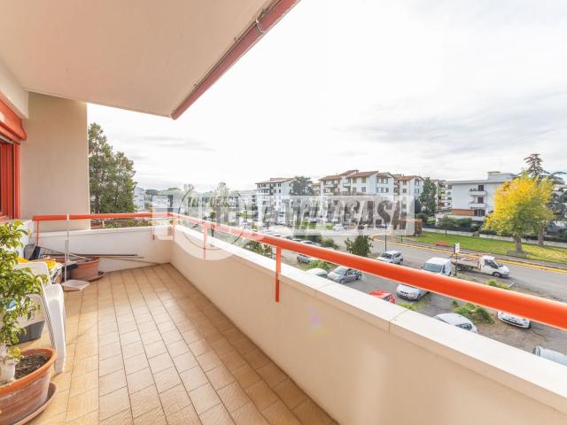 Appartamento in vendita di 120 m² in Via Sergio Angelucci