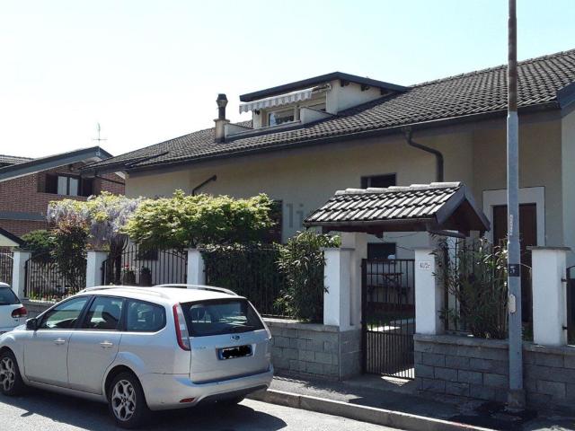 Appartamento in vendita di 120 m² in Via Sestriere