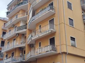 Appartamento in vendita di 120 m² in Via Sicilia, 43