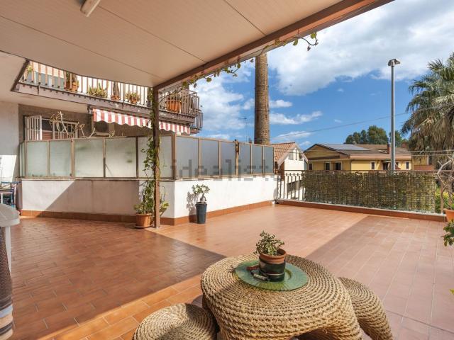 Appartamento in vendita di 120 m² in Via Siculo Orientale, 329