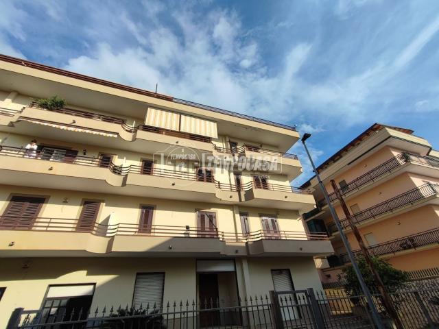 Appartamento in vendita di 120 m² in Via Silvio Gridelli, 48