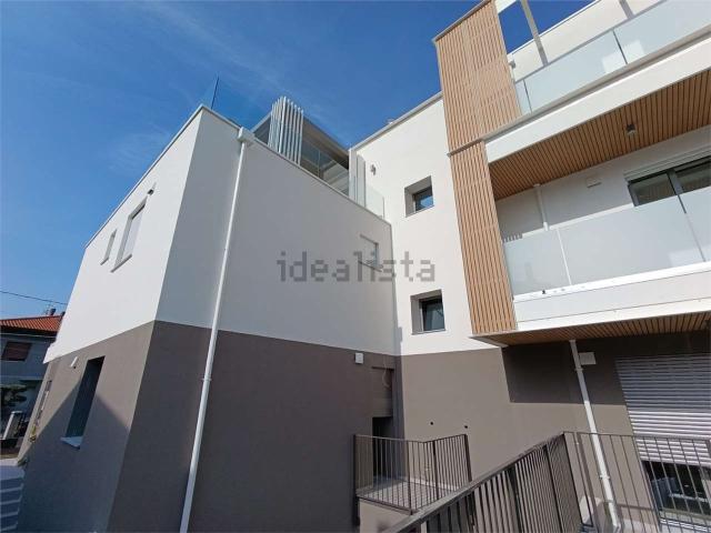 Appartamento in vendita di 120 m² in Via Silvio Sancisi