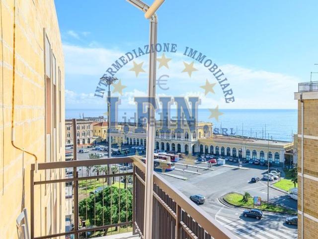 Appartamento in vendita di 120 m² in Via Sturzo Luigi