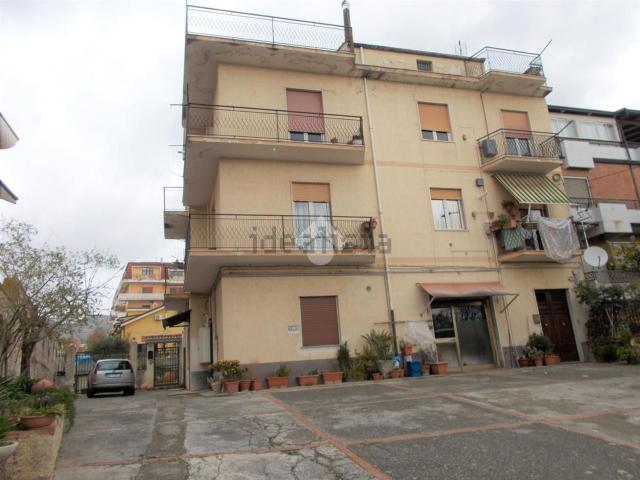 Appartamento in vendita di 120 m² in Via Polisportivo, 35