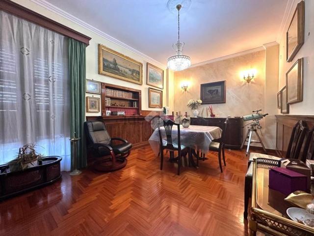 Appartamento in vendita di 120 m² in Via Positano, 1