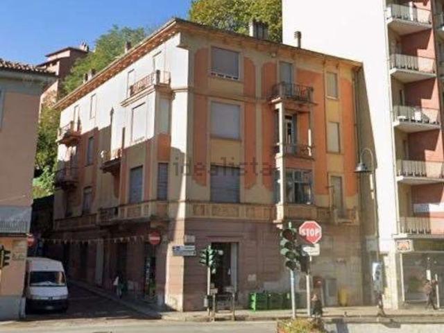 Appartamento in vendita di 120 m² in Via Pallavicino