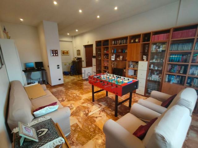 Appartamento in vendita di 120 m² in Via Panciatichi, 31