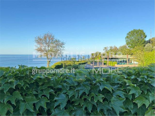 Appartamento in vendita di 120 m² in Via Panoramica