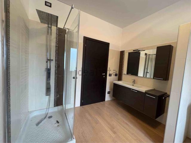 Appartamento in vendita di 120 m² in Via Paolo Caliari