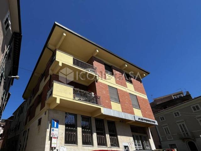 Appartamento in vendita di 120 m² in Via Paola da Buti