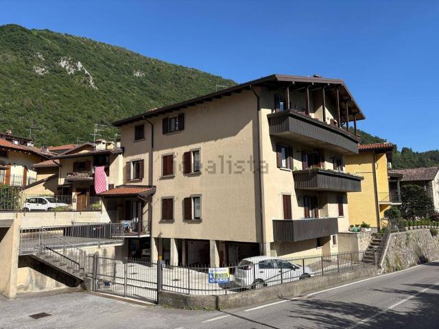 Appartamento in vendita di 120 m² in Via Papa Giovanni XXIII, 172