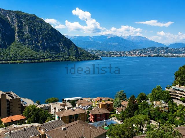 Appartamento in vendita di 120 m² in Via Per Arogno