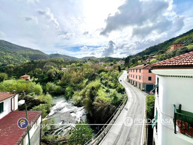Appartamento in vendita di 120 m² in Via Pero, 144