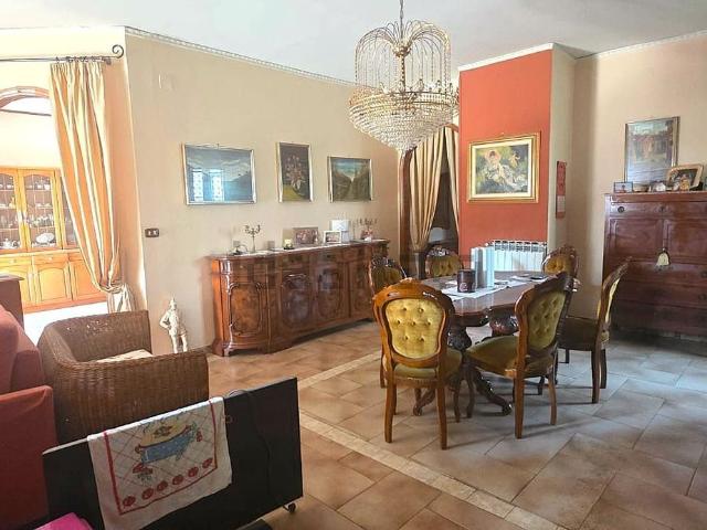 Appartamento in vendita di 120 m² in Via Piano del Principe, 26