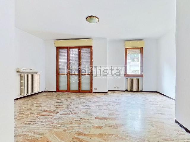 Appartamento in vendita di 120 m² in Via Piave, 15