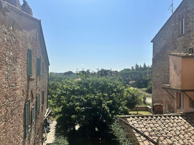 Appartamento in vendita di 120 m² in Via Pietro Vannucci, 103