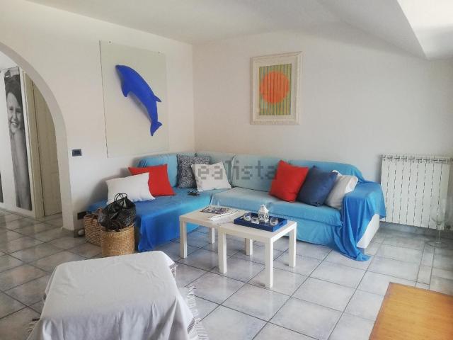 Appartamento in vendita di 120 m² in Via Pisa