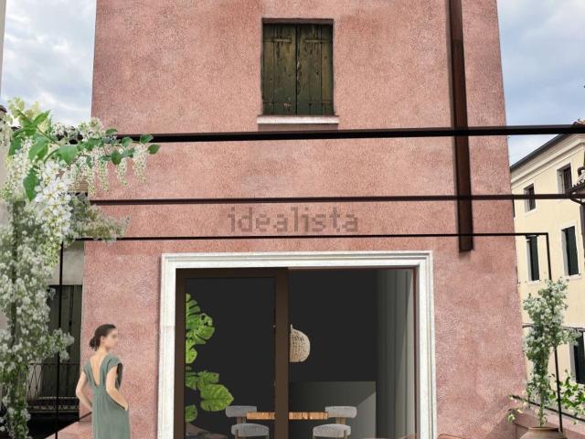 Appartamento in vendita di 120 m² in Via Principe Umberto
