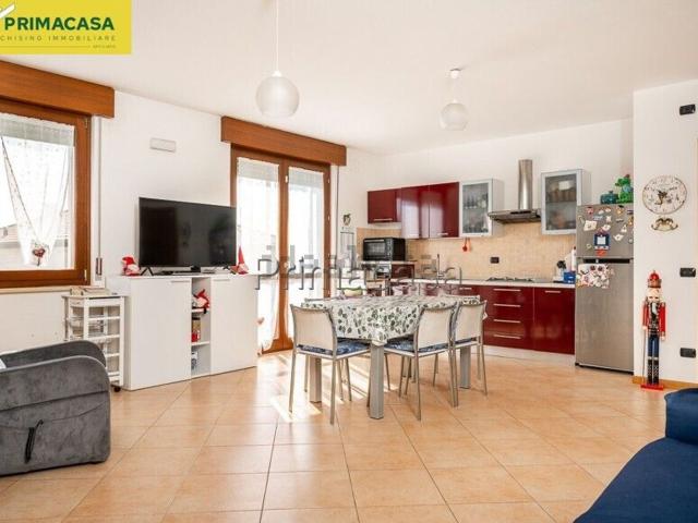 Appartamento in vendita di 120 m² in Via Provinciale