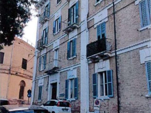 Appartamento in vendita di 120 m² in Via Quattro Novembre