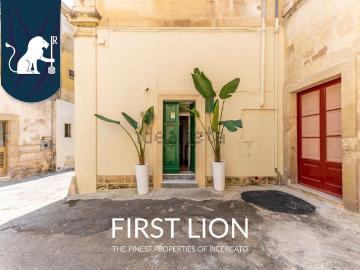 Appartamento in vendita di 120 m² in Via Roberto Caracciolo, 17