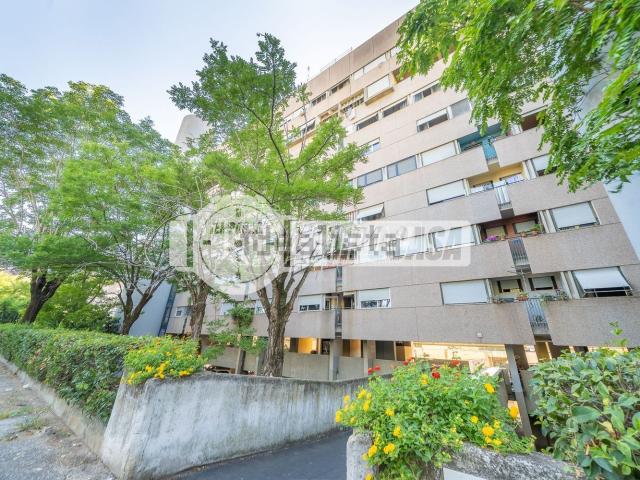 Appartamento in vendita di 120 m² in Via Rodolfo Valentino