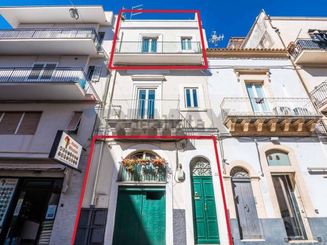 Appartamento in vendita di 120 m² in Via Roma, 23
