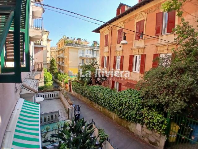 Appartamento in vendita di 120 m² in Via Roma, 27