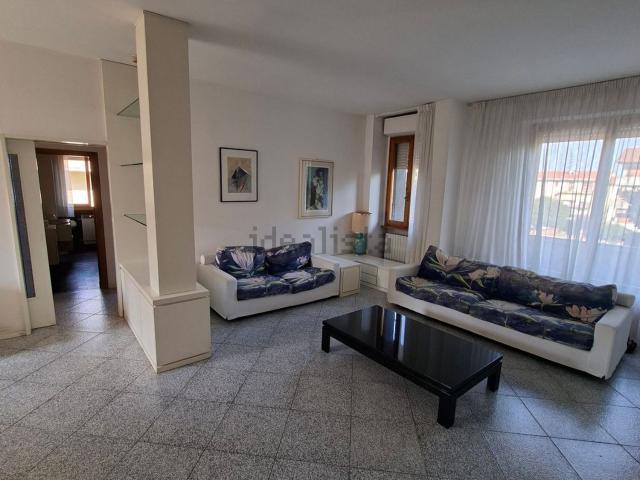 Appartamento in vendita di 120 m² in Via Romagna