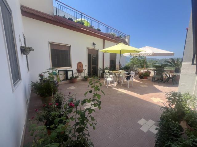 Appartamento in vendita di 120 m² in Via Raffaele Bosco, 386