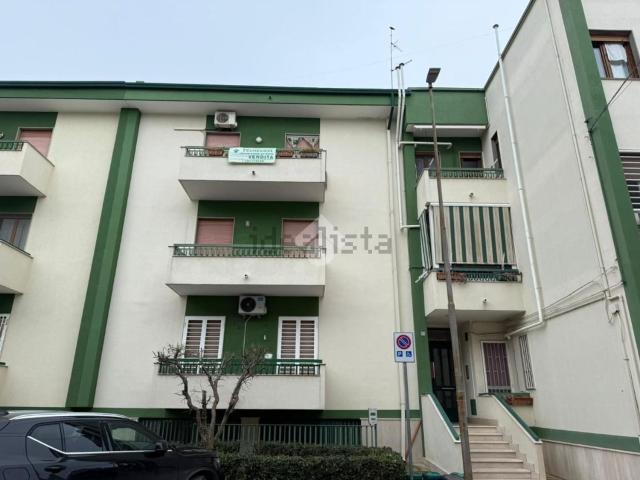Appartamento in vendita di 120 m² in Via Raffaello, 3