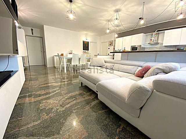 Appartamento in vendita di 120 m² in Via Rivi