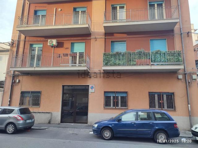 Appartamento in vendita di 120 m² in Via Riccardo Quartararo