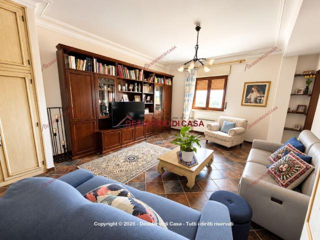 Appartamento in vendita di 120 m² in Via Tommaso Gallo Afflitto