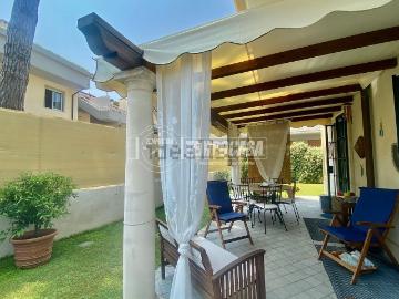 Bondano, Massa-Carrara, Liguria - Giardino