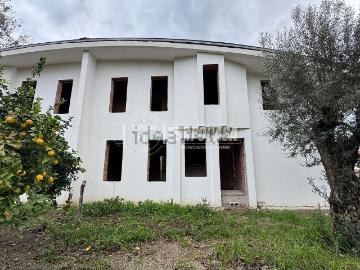 Appartamento in vendita di 120 m² in Via Taverna Mele