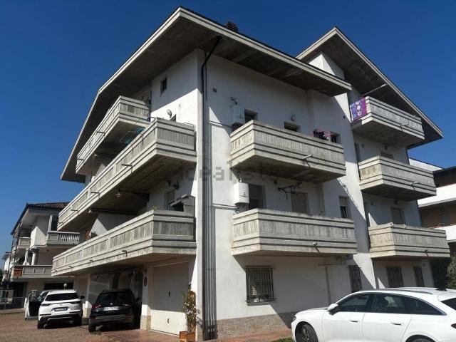 Appartamento in vendita di 120 m² in Via Tevere, 1