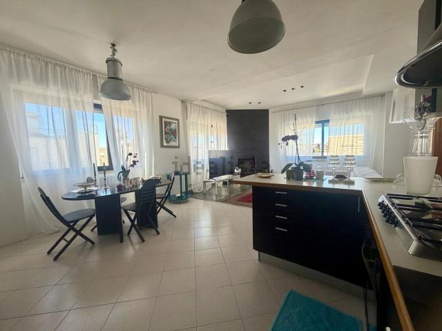 Appartamento in vendita di 120 m² in Via Tiziano Vecellio