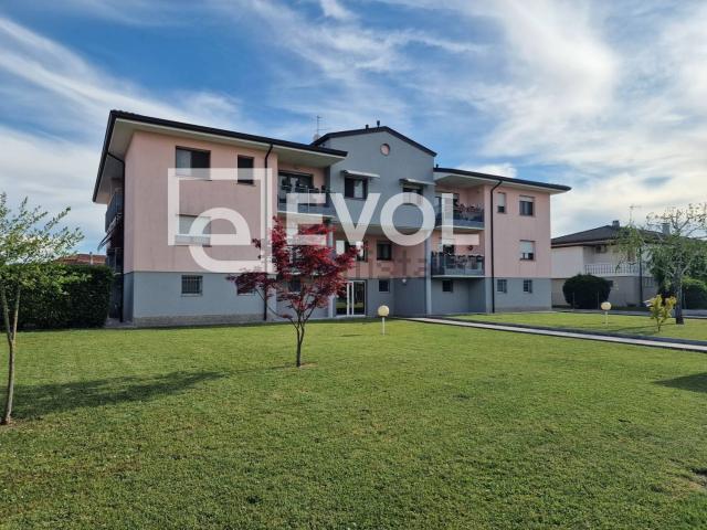 Appartamento in vendita di 120 m² in Via Trieste, 90