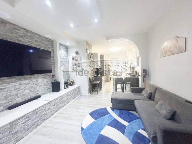Appartamento in vendita di 120 m² in Via Umbra, 3