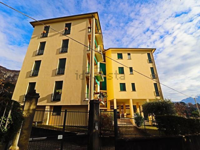 Appartamento in vendita di 120 m² in Via Ugo Ricci, 22