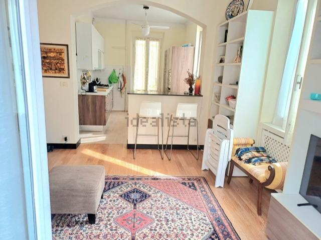 Appartamento in vendita di 120 m² in Via Urso de Segestro