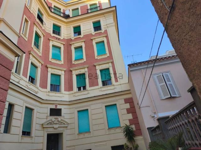 Appartamento in vendita di 120 m² in Via Volturno