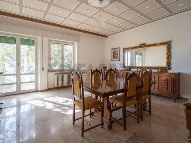 Appartamento in vendita di 120 m² in Via Valle, 10