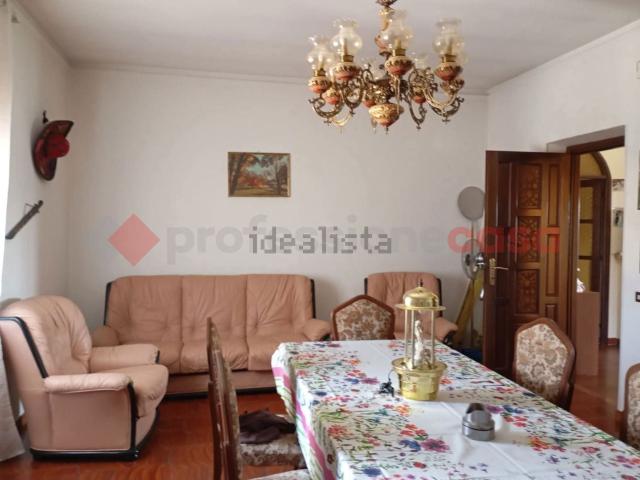 Appartamento in vendita di 120 m² in Via Valle Sant&apos Andrea, 82