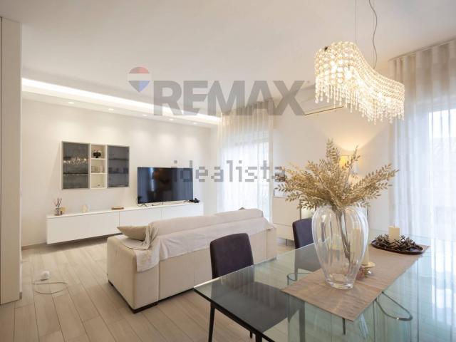 Appartamento in vendita di 120 m² in Via Vittorio Emanuele, 122